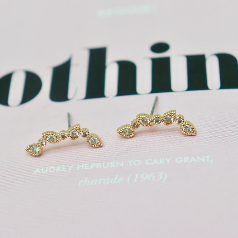 Gorgeous Dainty Gold Rhinestone Ear Cuff Studs